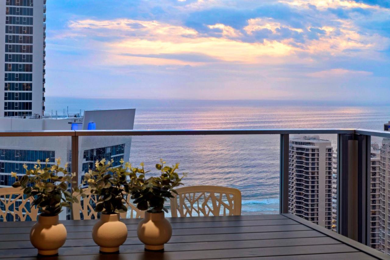 Ocean View Apartments With Balcony - Circle On Cavill - Central Location! - Self Contained & Privately Managed Голд-Кост Экстерьер фото