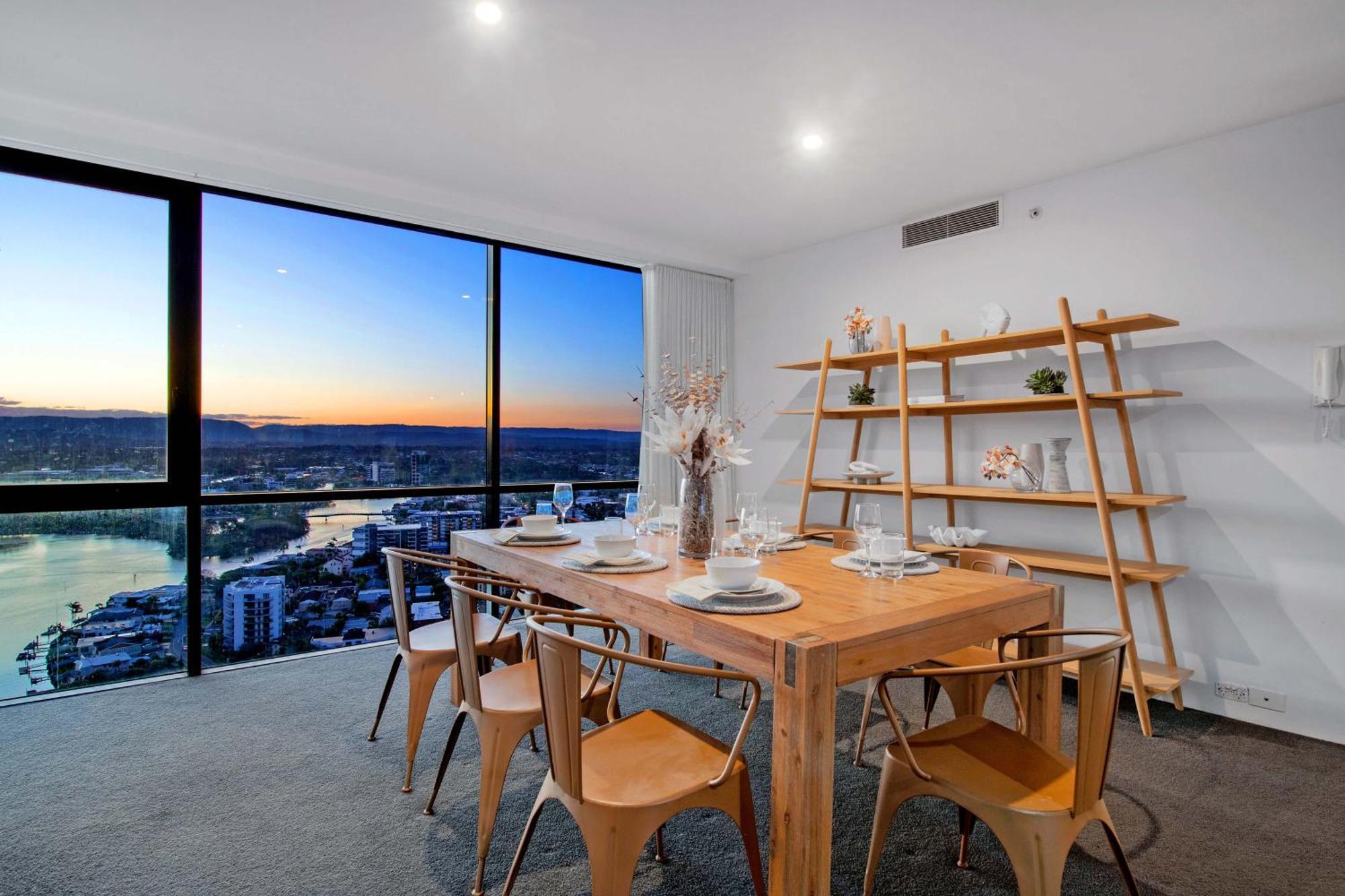 Ocean View Apartments With Balcony - Circle On Cavill - Central Location! - Self Contained & Privately Managed Голд-Кост Экстерьер фото
