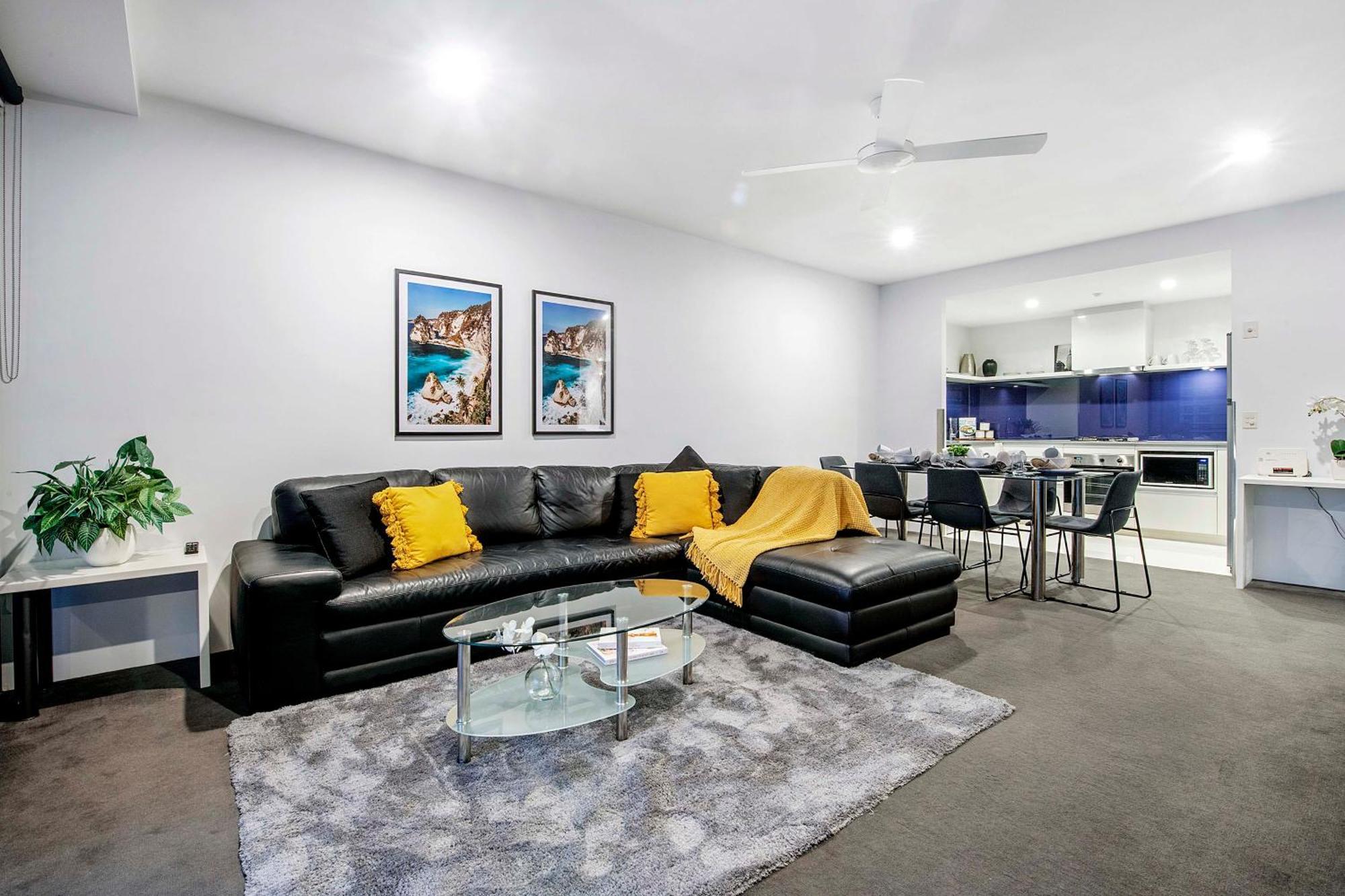Ocean View Apartments With Balcony - Circle On Cavill - Central Location! - Self Contained & Privately Managed Голд-Кост Экстерьер фото