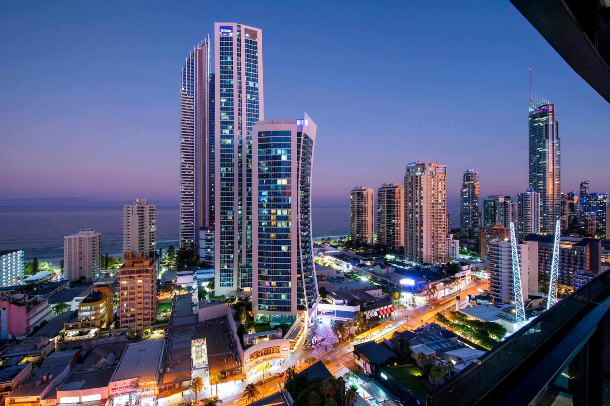 Ocean View Apartments With Balcony - Circle On Cavill - Central Location! - Self Contained & Privately Managed Голд-Кост Экстерьер фото