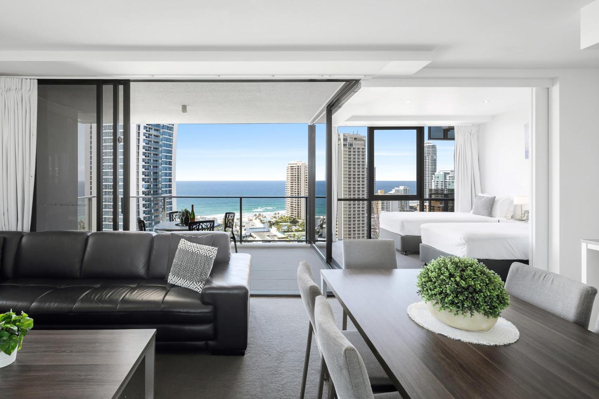 Ocean View Apartments With Balcony - Circle On Cavill - Central Location! - Self Contained & Privately Managed Голд-Кост Экстерьер фото