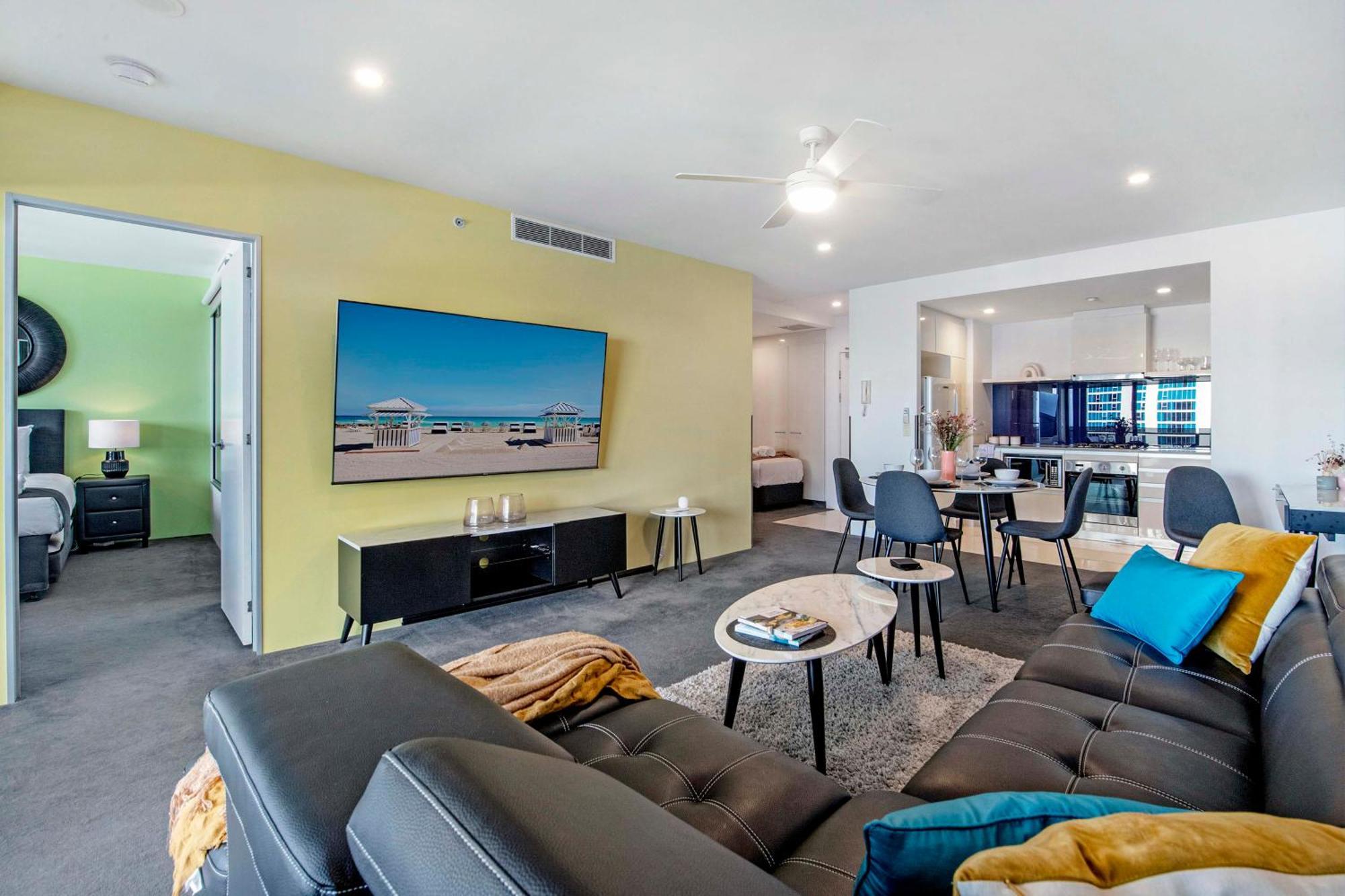 Ocean View Apartments With Balcony - Circle On Cavill - Central Location! - Self Contained & Privately Managed Голд-Кост Экстерьер фото