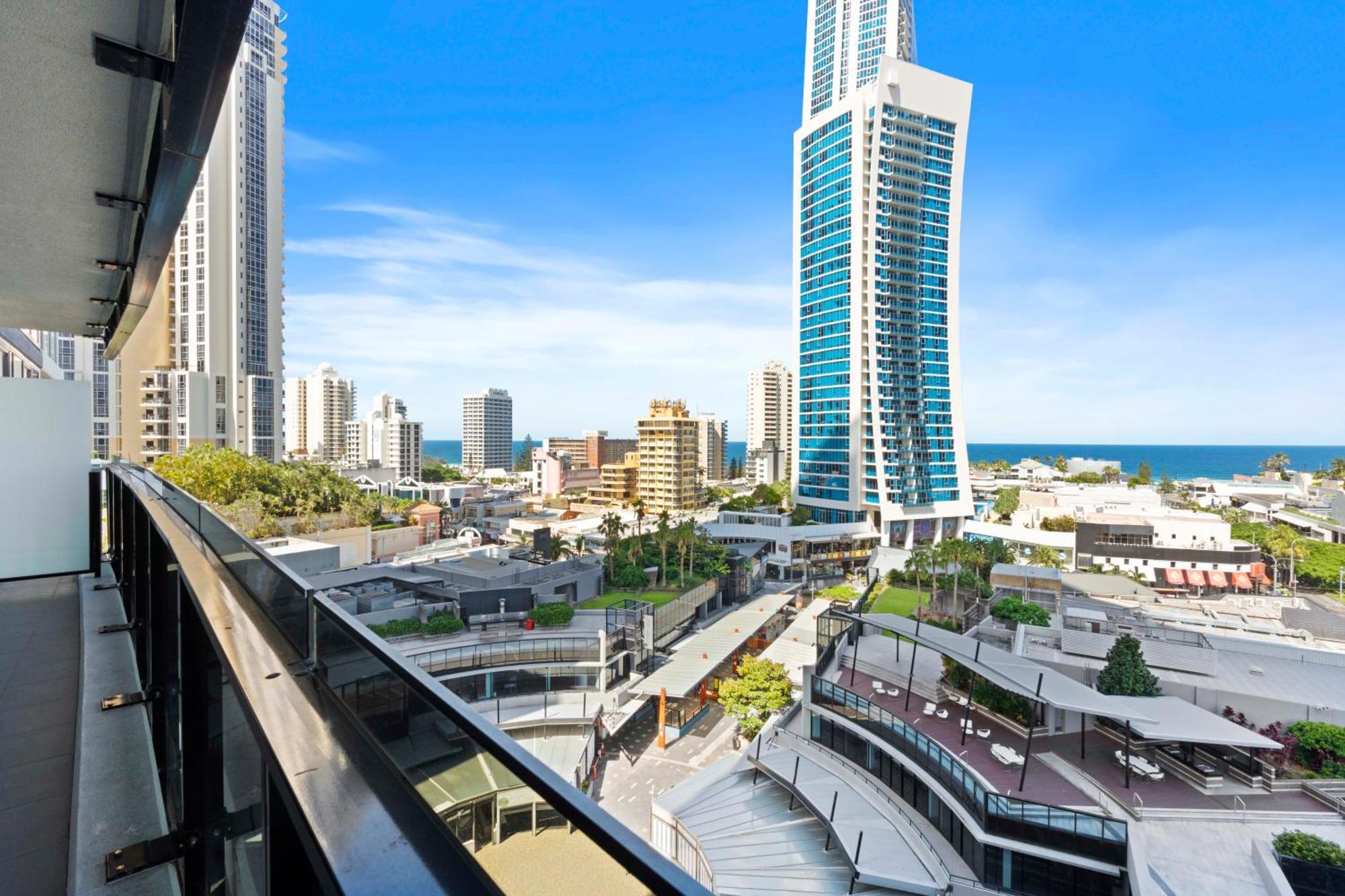 Ocean View Apartments With Balcony - Circle On Cavill - Central Location! - Self Contained & Privately Managed Голд-Кост Экстерьер фото